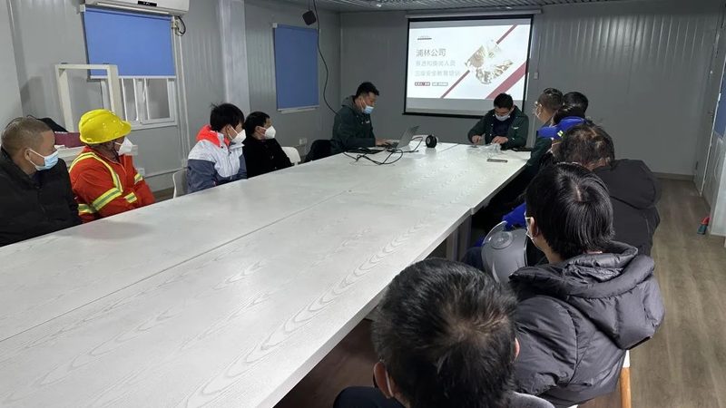 行业背景：学历提升需求旺盛，代理加盟市场潜力巨大